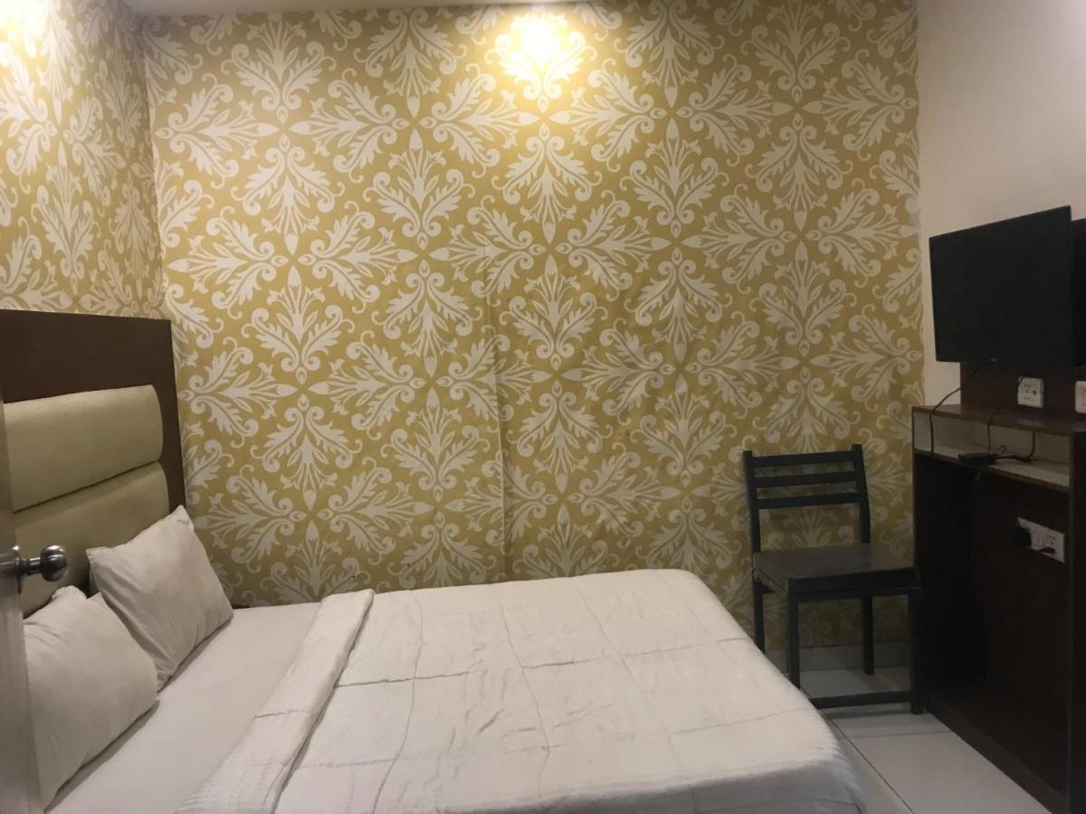 Hotel O Kanak Palace نيودلهي المظهر الخارجي الصورة